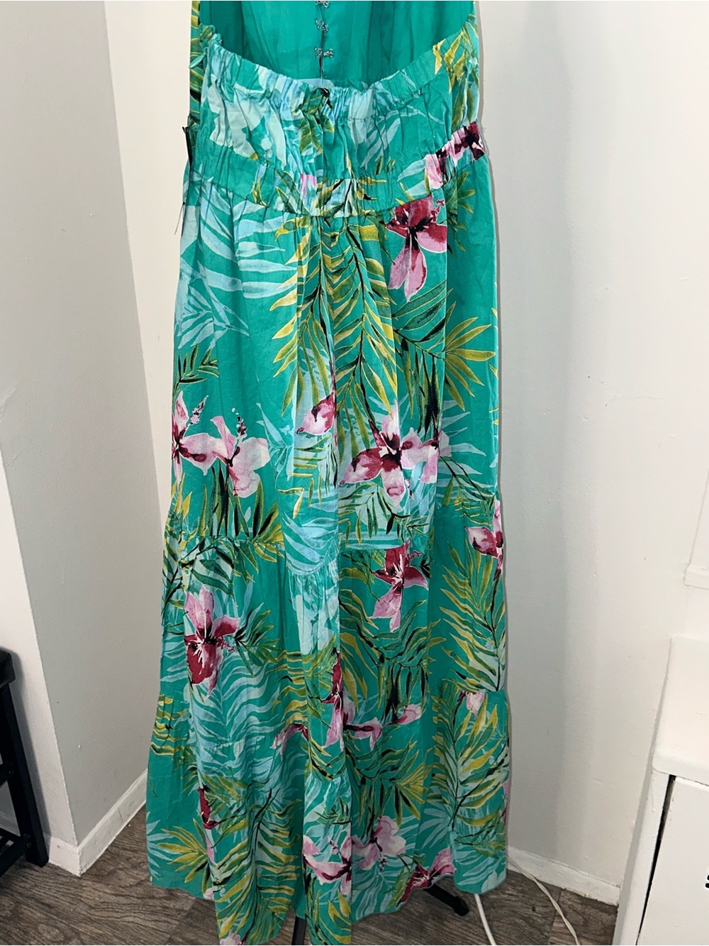 New York & Company Tropical Floral Halter Maxi Dress NWT Large - Picture 4 of 12